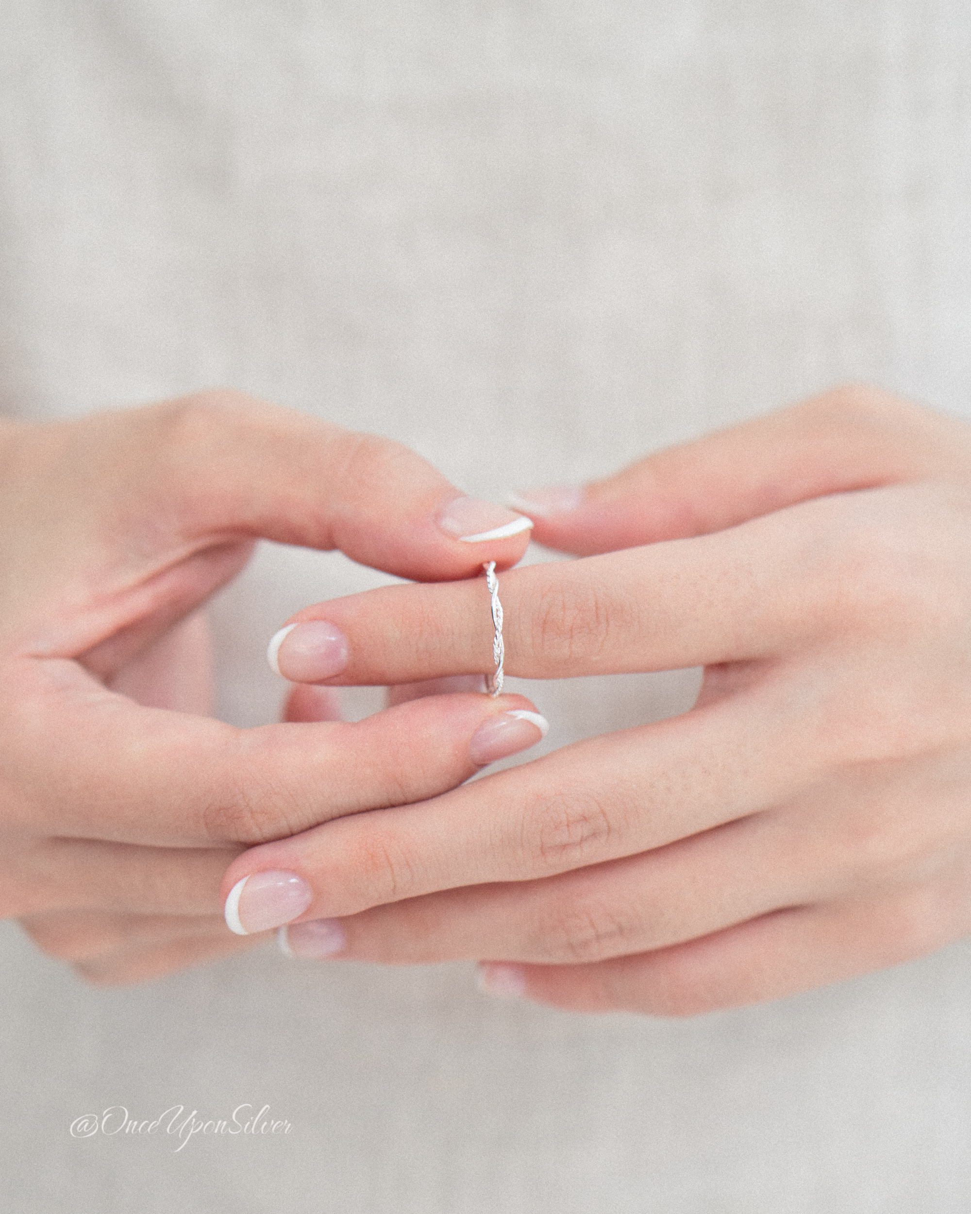 TWINE RING