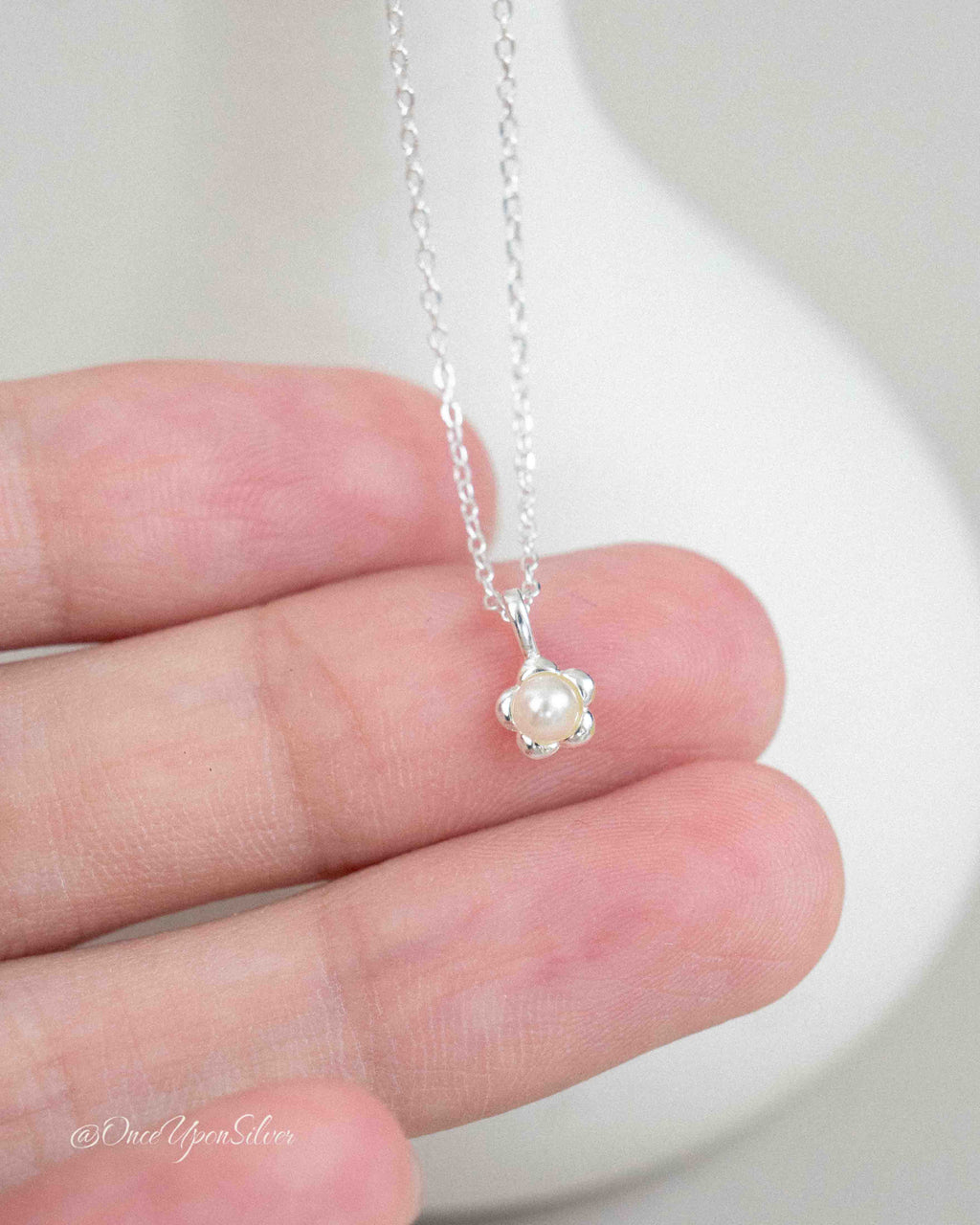 Flower pearl Necklace