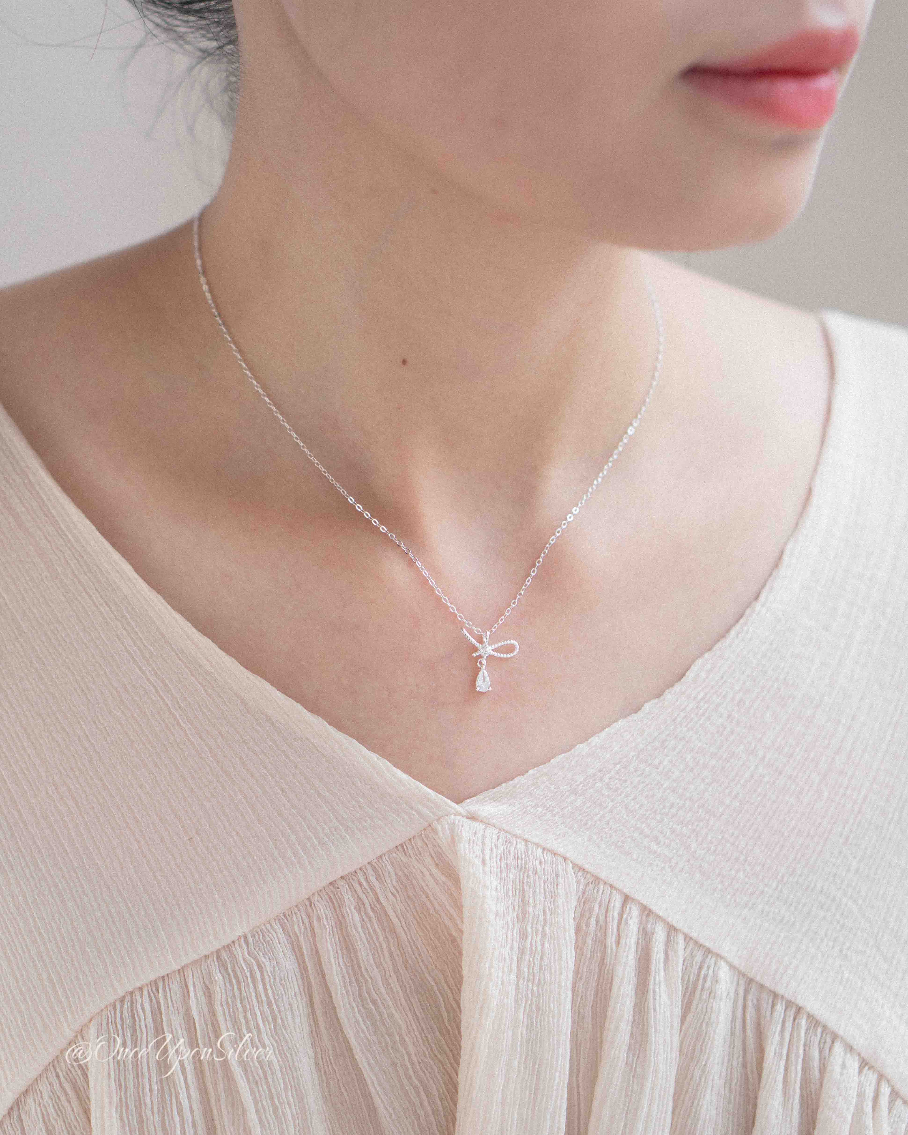 Fairytale Bow Necklace